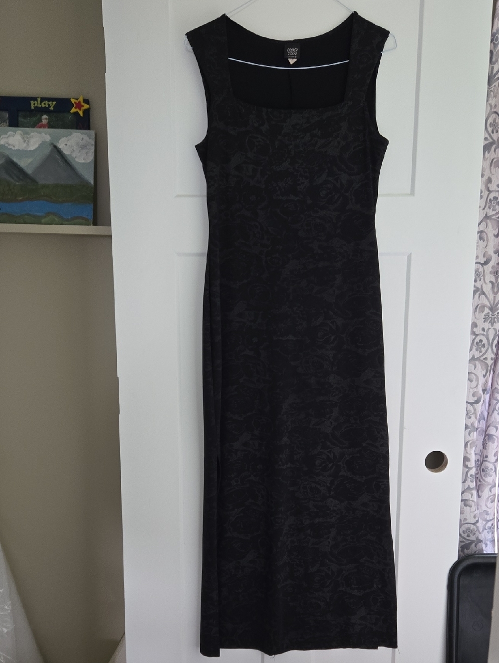 Sleeveless Black Jacquard Maxi Dress - Sleek Evening Style